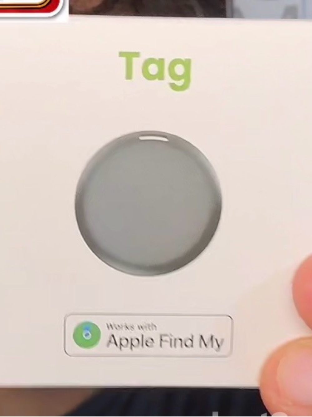 Find My Tag Tracker in Light Gray